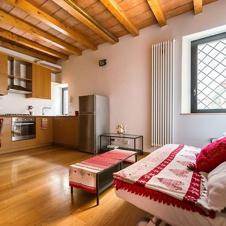 Apartment Polveriera Colosseum Rome Buitenkant foto