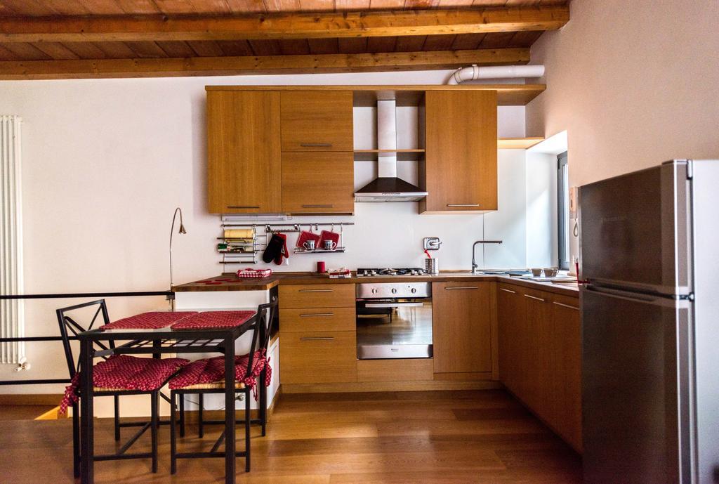 Apartment Polveriera Colosseum Rome Buitenkant foto