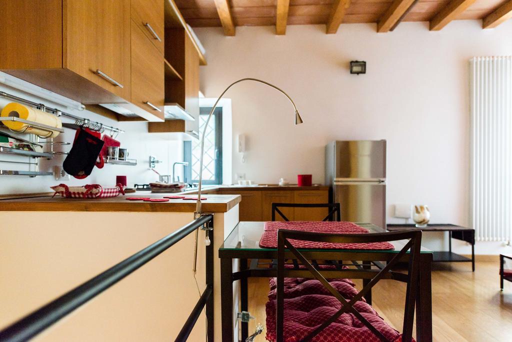 Apartment Polveriera Colosseum Rome Buitenkant foto