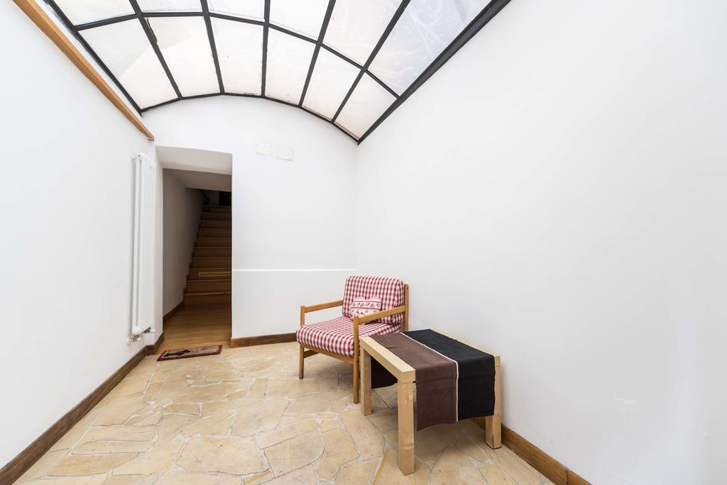 Apartment Polveriera Colosseum Rome Buitenkant foto