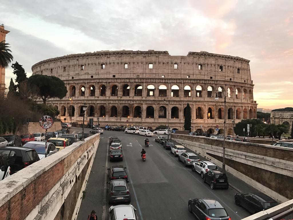 Apartment Polveriera Colosseum Rome Buitenkant foto